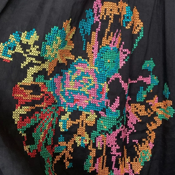 🌼INTERDEE Paris fashion sweater - Picture 3 of 4